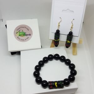 NWT- Bracelet Set